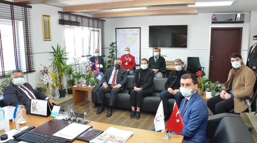 AK Parti Bilecik İl Başkanı Yıldırım&rsquo;dan sağlık &ccedil;alışanlarına teşekk&uuml;r