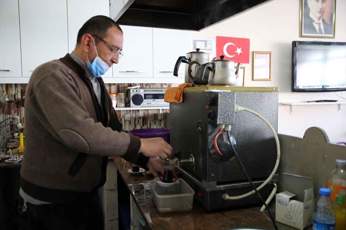 İ&ccedil; Anadolu'da yeni normalleşme s&uuml;reciyle kapalı işletmeler a&ccedil;ıldı