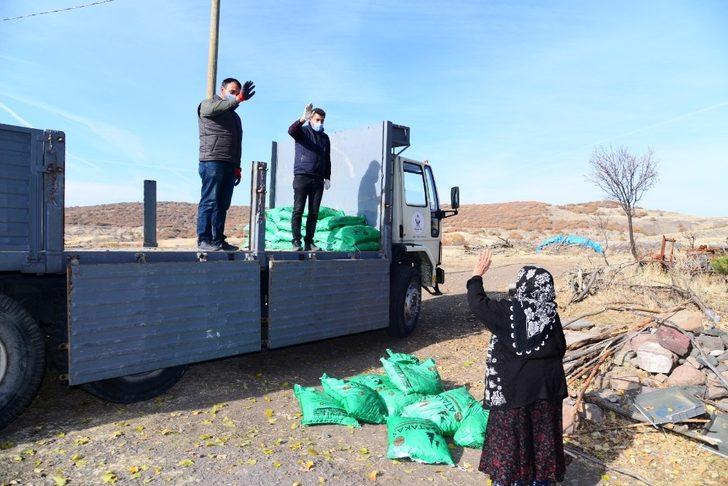 Kahramankazan’da ihtiyaç sahibi ailelere kömür yardımı G2