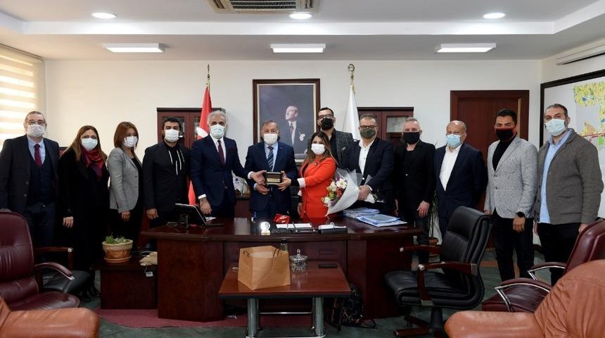 Akay: "Ortak paydamız Adana olmalı"