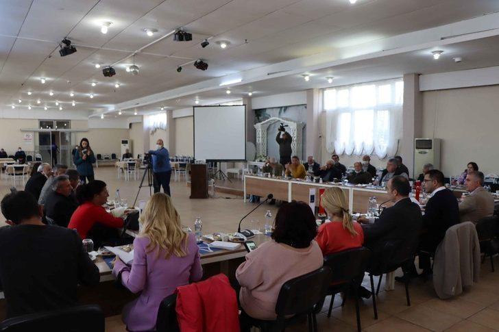 Başkan Ömer Günel muhtarlarla buluştu, sorunlarını dinledi G4