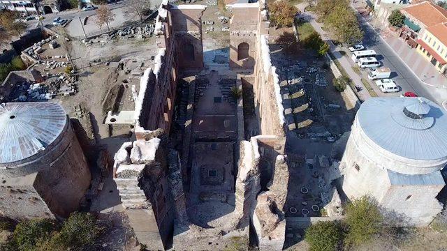 Zeus Sunağı 140 yıl sonra Bergama'ya iade edilecek