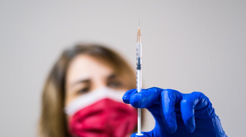 Koronavirüs aşısı olduktan sonra hayatını kaybetti!