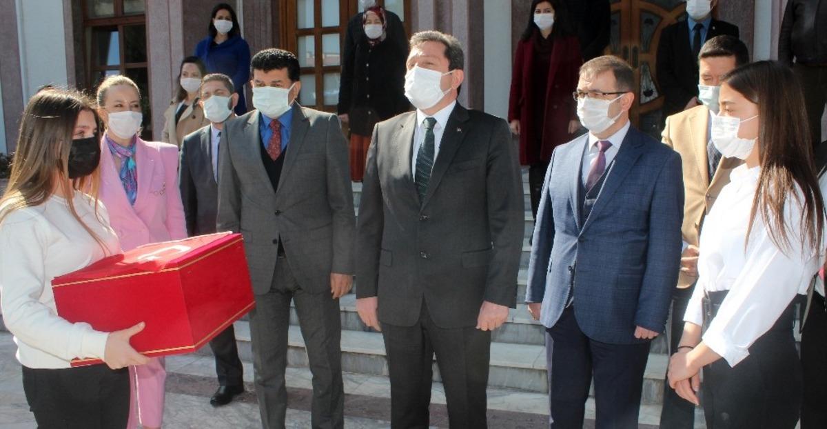 &rsquo;Anadolu G&ouml;n&uuml;l Yolu&rsquo; projesinin Ay-Yıldızlı T&uuml;rk Bayrağı Muğla&rsquo;da