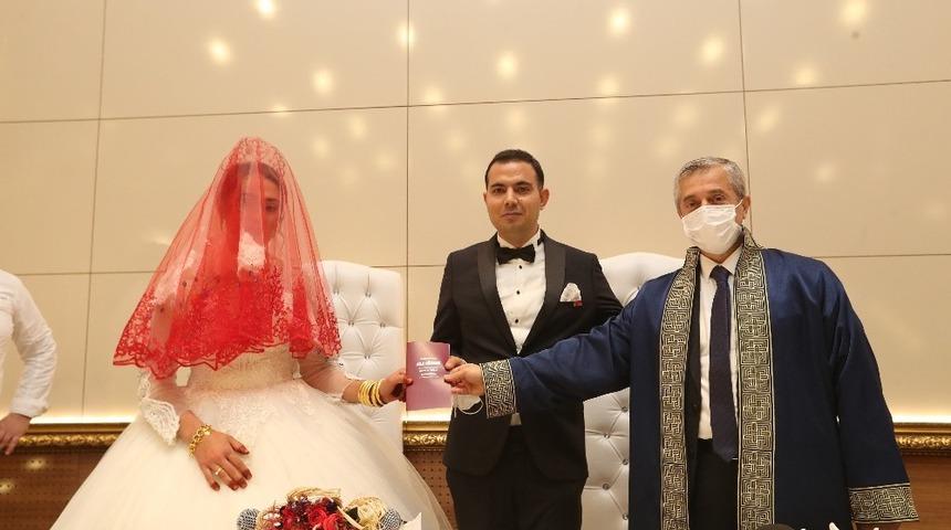 En fazla nikah kıyma rekoru Şahinbey&rsquo;de