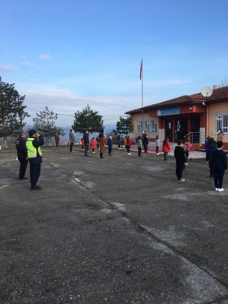 Jandarmadan servis araçlarına denetim G3