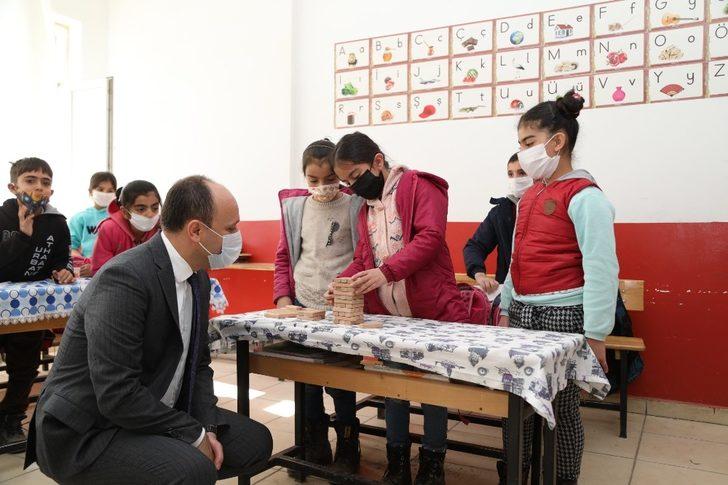 Kaymakam Solak’tan okul ziyareti G5