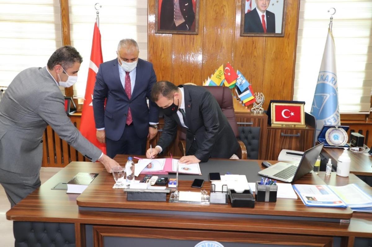 Hakkari&rsquo;de halk pazarı yapımı i&ccedil;in protokol imzalandı