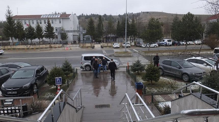 Cinayet ş&uuml;phelisi emekli polis memuru tutuklandı