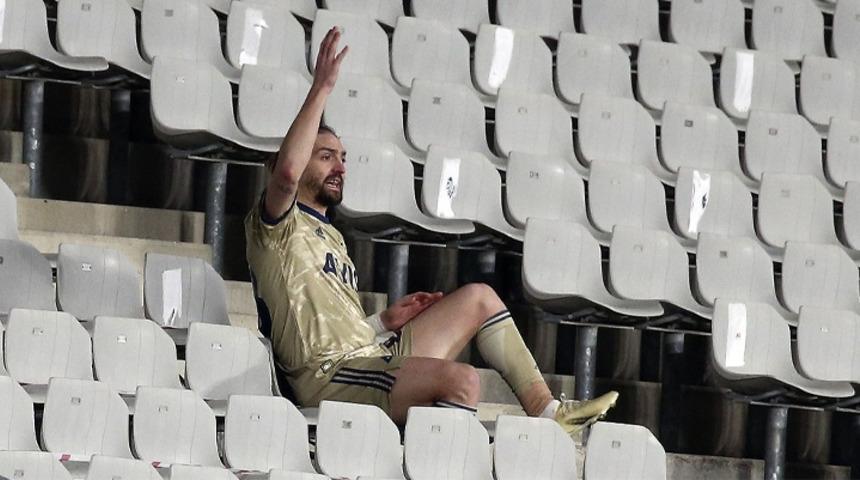 SON DAKİKA! Fenerbahçe'de Caner Erkin antrenmana katılmadı