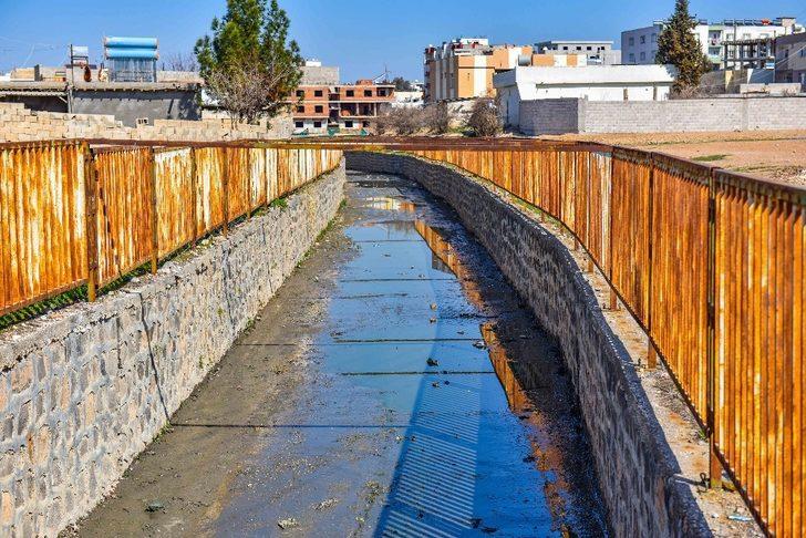 Ceylanpınar’daki Antep Deresi temizleniyor G1