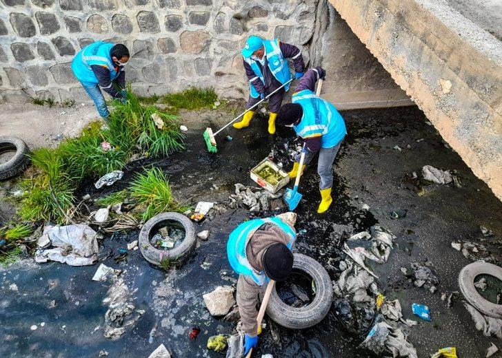 Ceylanpınar’daki Antep Deresi temizleniyor G2