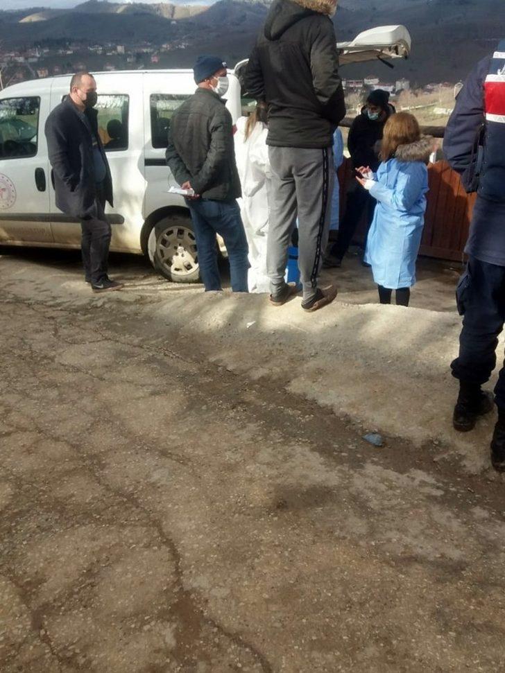 Karasu’da 3 ev daha karantinada G4