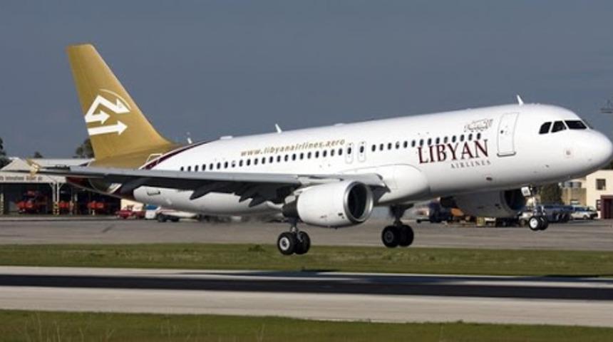 Libya uçağı, Mısır'ın kısıtlamayı iki yıl sonra kaldırmasının ardından Kahire'ye ilk inişini yaptı