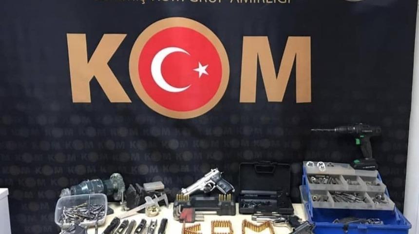 Kuru sıkıdan bozma tabanca yapan ş&uuml;pheli yakalandı