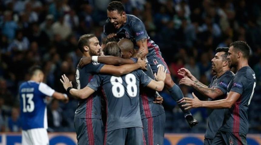 Porto - Beşiktaş ma&ccedil; &ouml;zeti izle : Beşiktaş, Porto'yu 3-1 yenerek geceye damgasını vurdu!