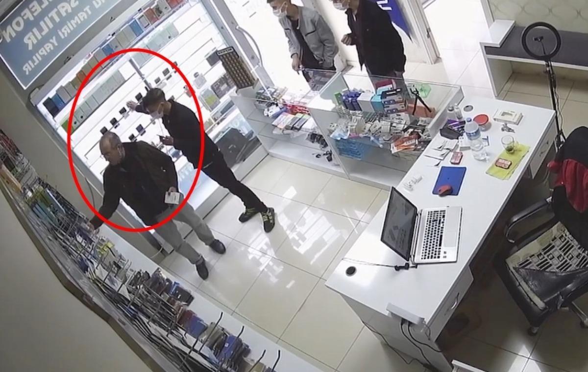 (&Ouml;zel) S&ouml;zde &lsquo;Tiktok fenomeni&rsquo; hırsızlık &ccedil;etesi kameralarda