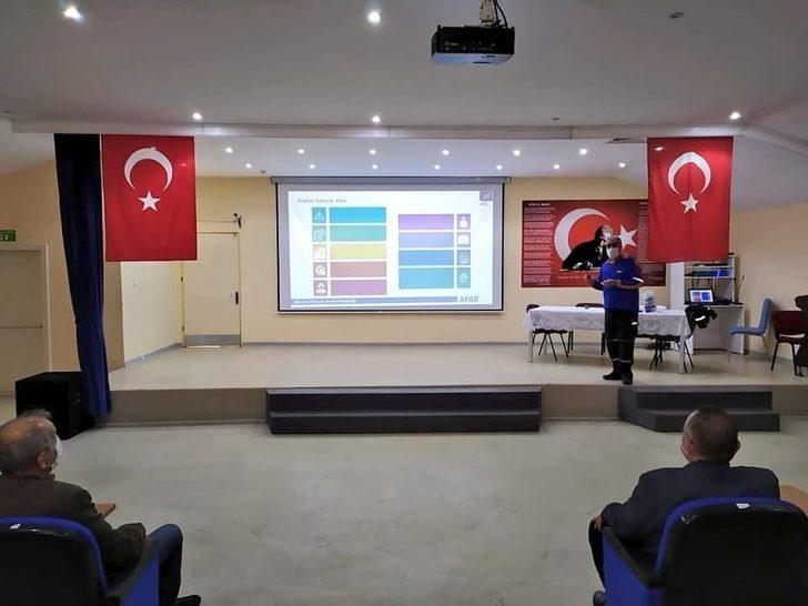 Sultanhisar’da muhtarlara Afet Bilinci Eğitimi verildi G3