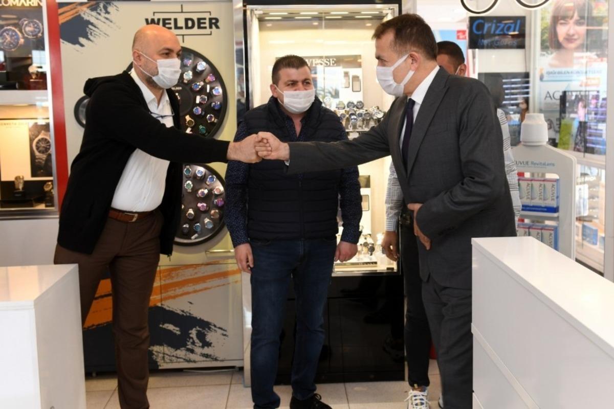 Başkan &Ouml;zyiğit esnafla bir araya geldi