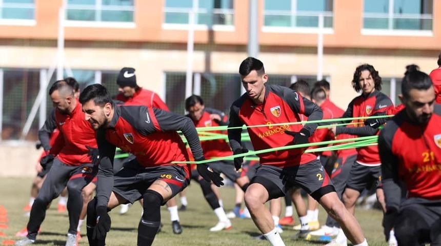 Kayserispor’un Çaykur Rizespor maçı kadrosu belli oldu