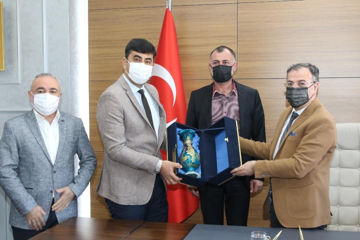 Hacılar&rsquo;da iş&ccedil;ilerin s&ouml;zleşme sevinci