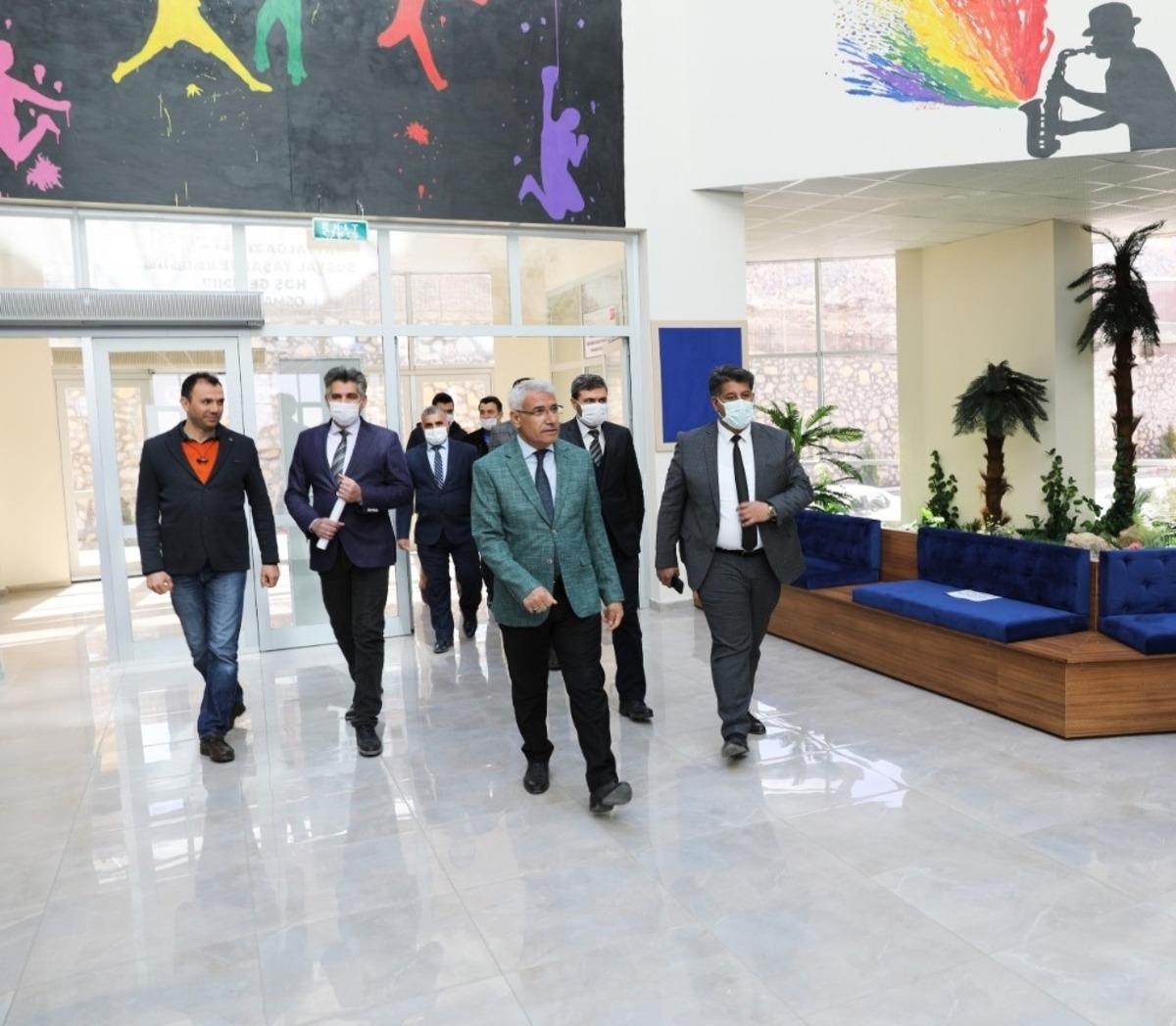 Battalgazi&rsquo;de sosyal tesisler yeniden hizmete a&ccedil;ılıyor