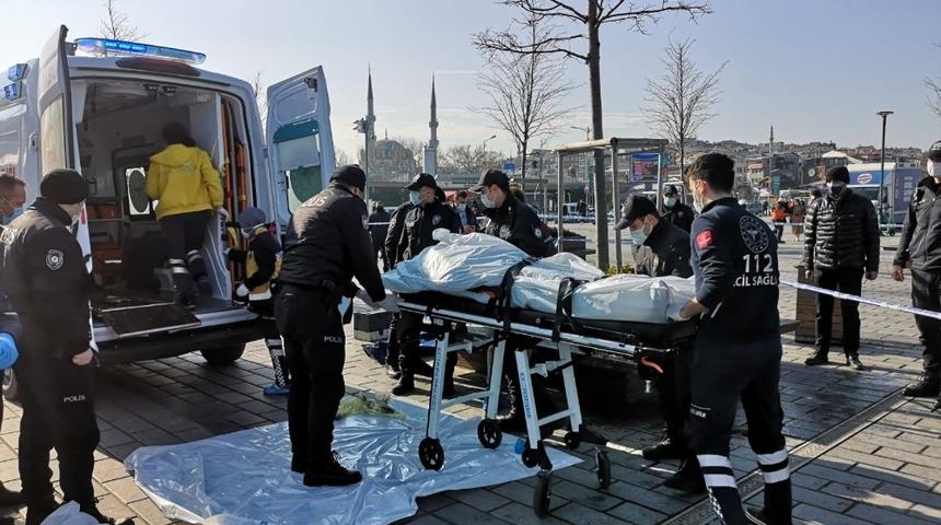 Üsküdar’da korkunç olay! 81 yaşındaki adam başına silahı dayayıp intihar etti