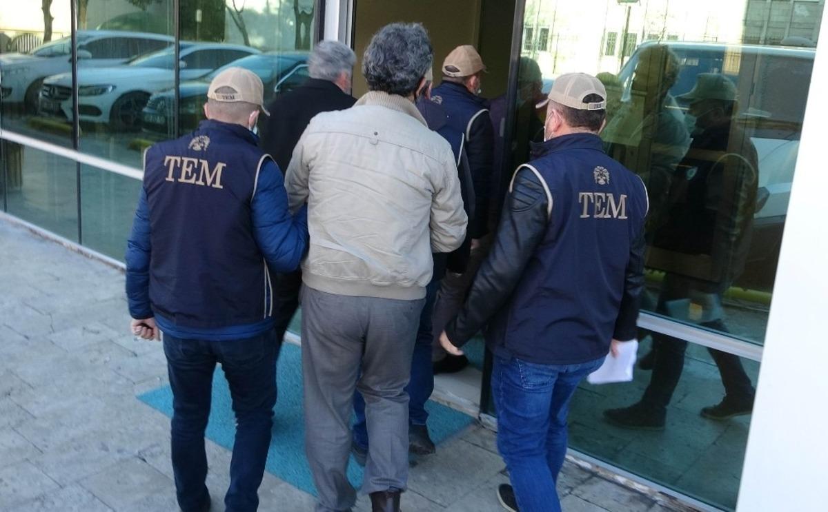Samsun&rsquo;da FET&Ouml;&rsquo;den hapis cezaları bulunan 3 emniyet mensubu tutuklandı