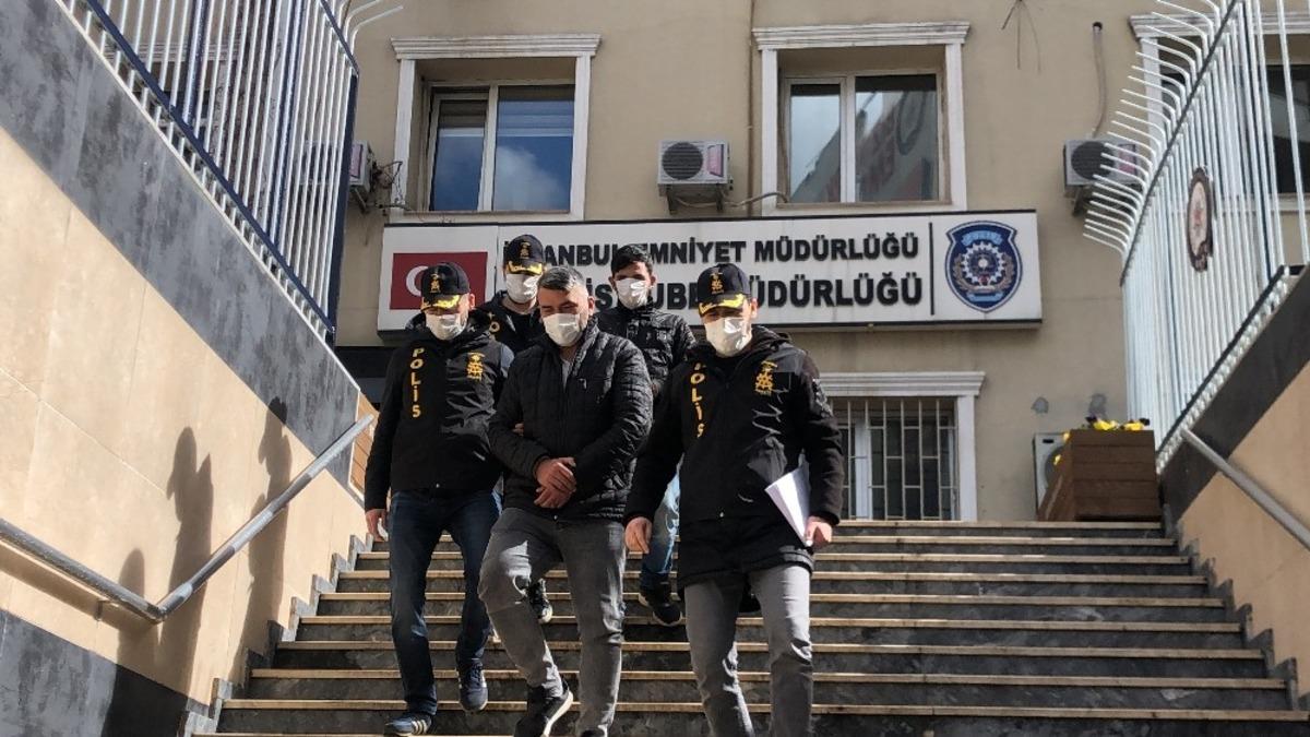 İstanbul&rsquo;da 2 g&uuml;nde 7 otomobil &ccedil;alan hırsızlar kamerada