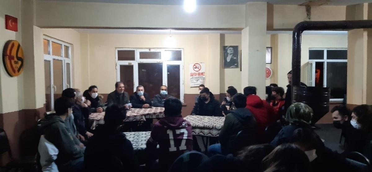 Başkan &Ccedil;am&rsquo;dan "Katılımcı gen&ccedil;ler olun" tavsiyesi