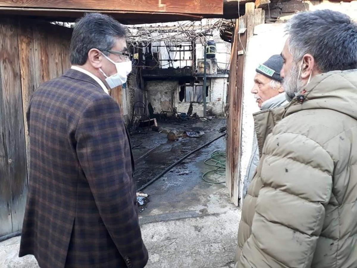 Başkan İnal, yangın b&ouml;lgesinde incelemelerde bulundu