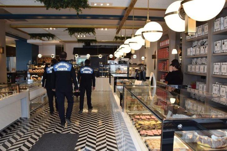 Zabıtadan yeniden açılan işyerlerine "Yeni Normal" bilgilendirmesi G2