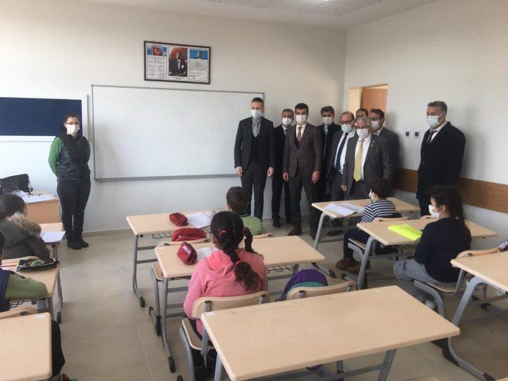 Şehit Ferhan Gökbel Ortaokulu eğitim öğretime kapılarını açtı G4