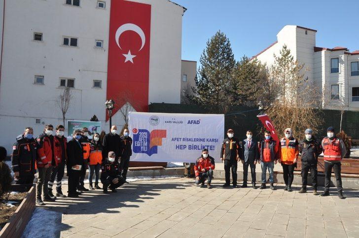 Kars’ta AFAD arama kurtarma malzemelerini sergiledi G3