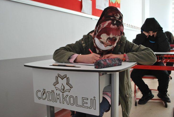 Öğrenciler Çözüme Giriş Sınavına yoğun ilgi gösterdi G2
