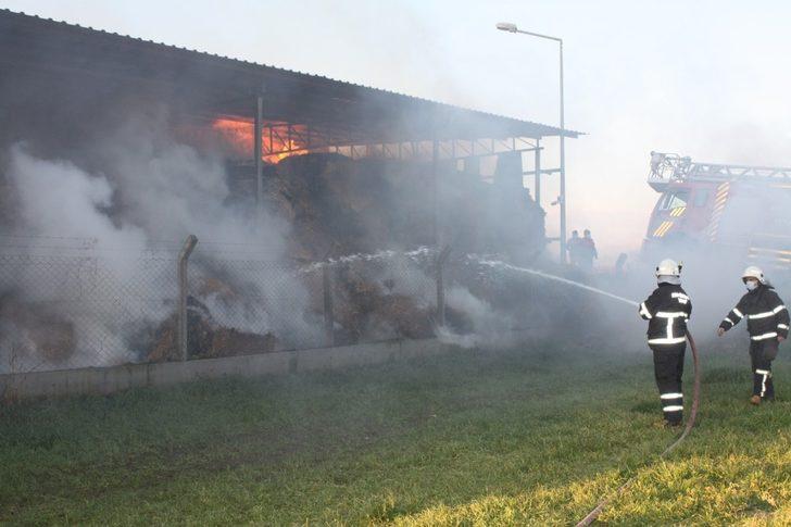 300 ton saman kül oldu G5