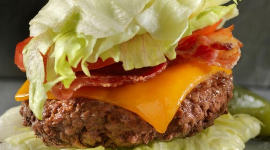 Diyet hamburger tarifi ile sağlıklı bir kaçamağa ne dersiniz?