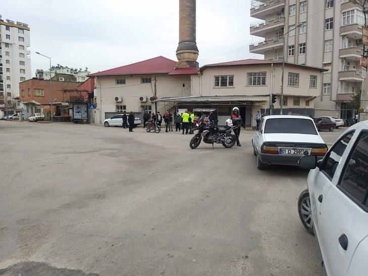 Kozan’da trafik kazaları: 3 yaralı G2