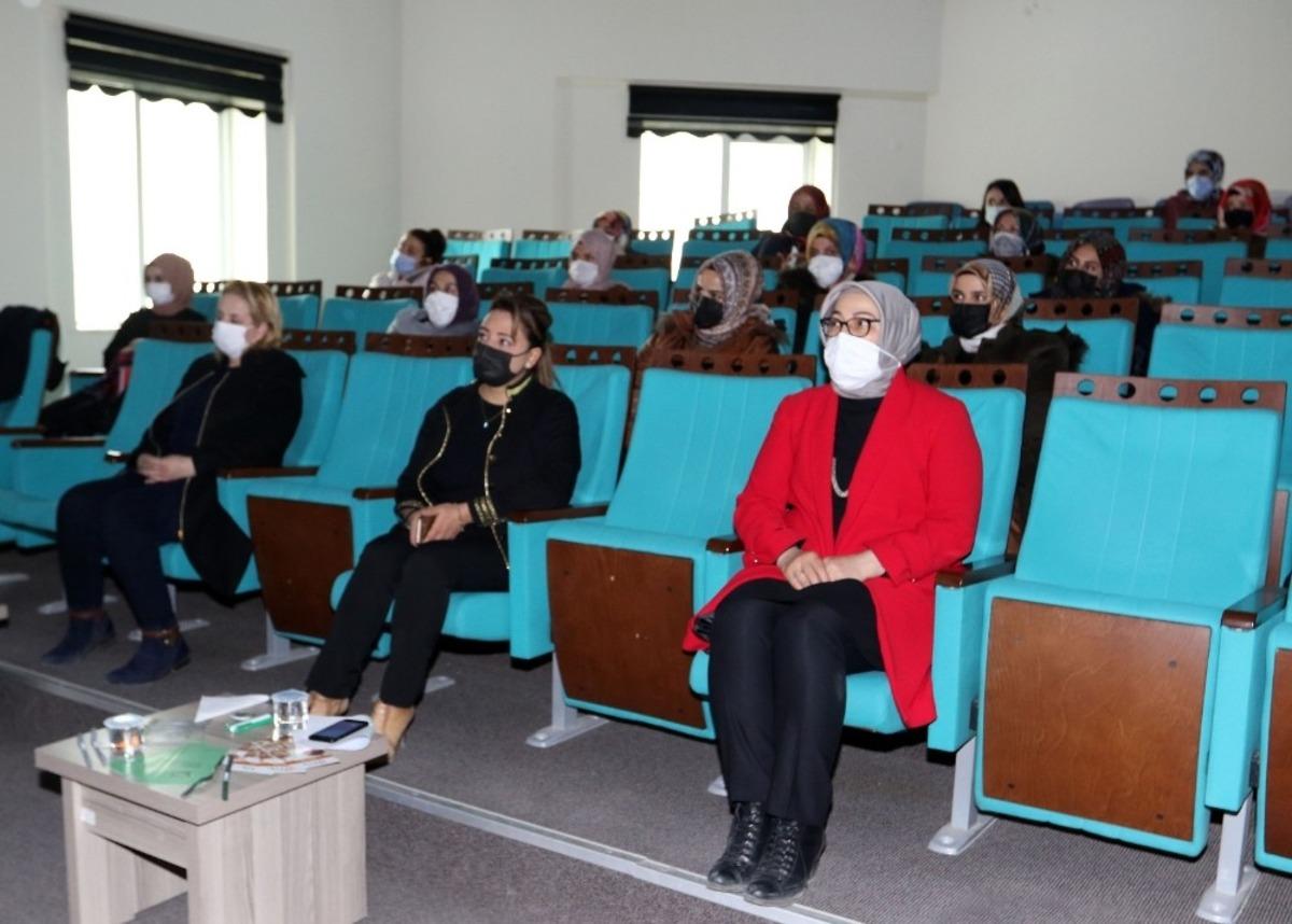Van B&uuml;y&uuml;kşehir Belediyesinden &lsquo;Yeşilay Haftası&rsquo; semineri