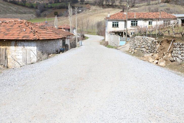 Gördes’in dağ yolları yenilendi G2