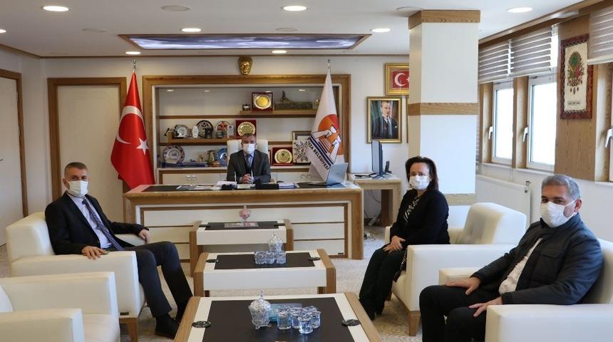 Özdemir: “Samsun-Vezirköprü karayolu Havza geçişi halkın can ve mal güvenliği acısından önemli”