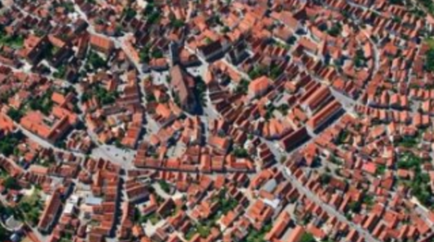 Gök taşı krateri üzerine kurulan ve elmaslarla bezeli eşsiz bir kasaba: Nördlingen