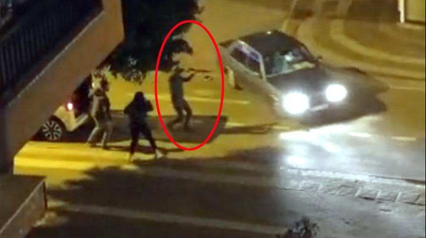 Antalya'da dehşete düşüren anlar! Sokak ortasında kurşun yağdırdı