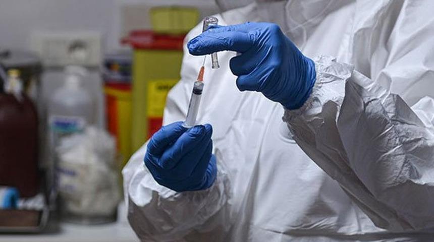 Covid aşısı: Hacettepe &Uuml;niversitesi, CoronaVac'ın etkinlik oranının y&uuml;zde 83,5 olduğunu a&ccedil;ıkladı