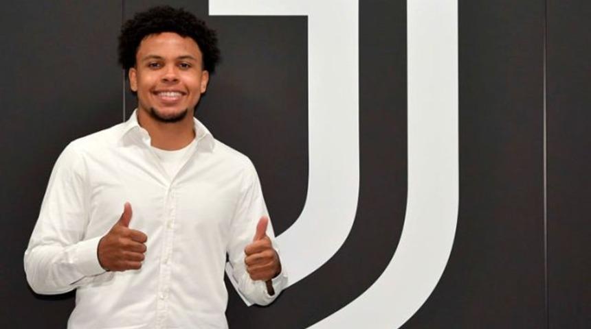 Transfer Haberleri: Juventus Weston McKennie'yi renklerine bağladı