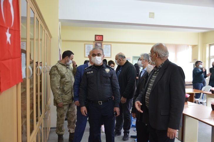 Şehit polis Anıl Kemal Kurtul adına kütüphane açıldı G4