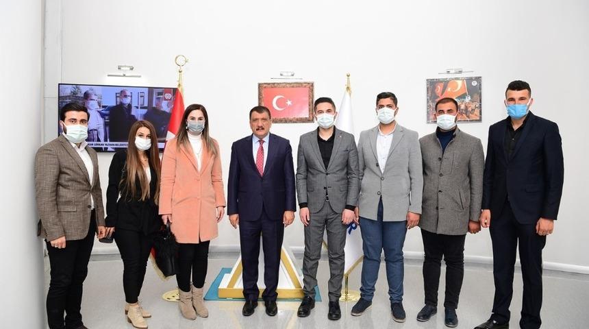 Gürkan’dan kayısı vurgusu