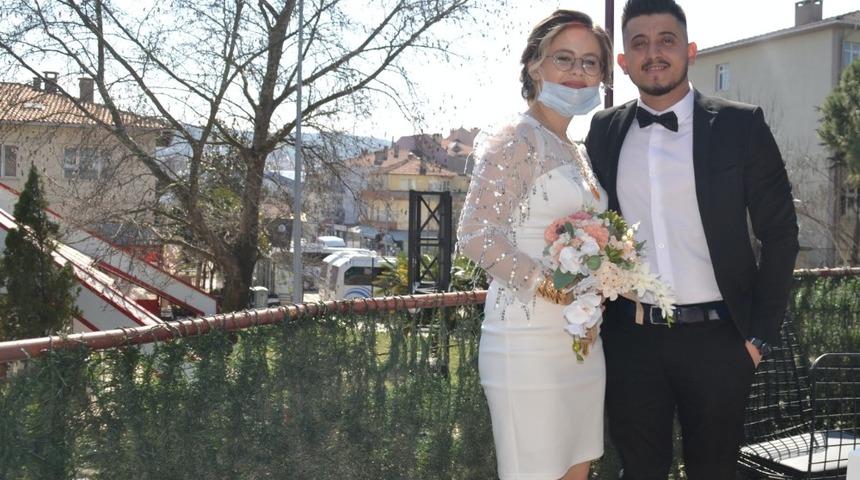 Normalleşme sonrası &Ccedil;an&rsquo;da ilk nikah kıyıldı