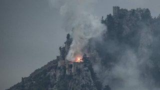 KKTC'deki tarihi St. Hilarion Kalesi'nde yangın
