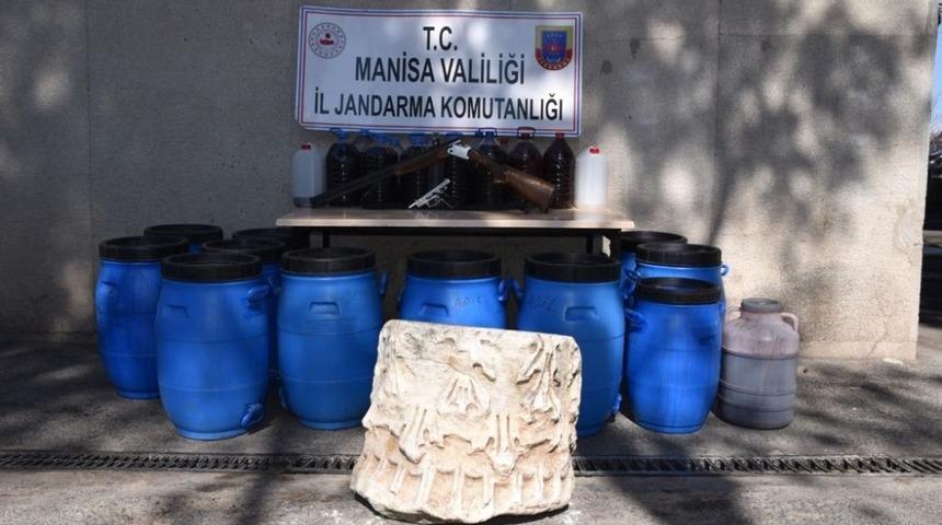 Sahte i&ccedil;ki operasyonunda tarihi eser ele ge&ccedil;irildi